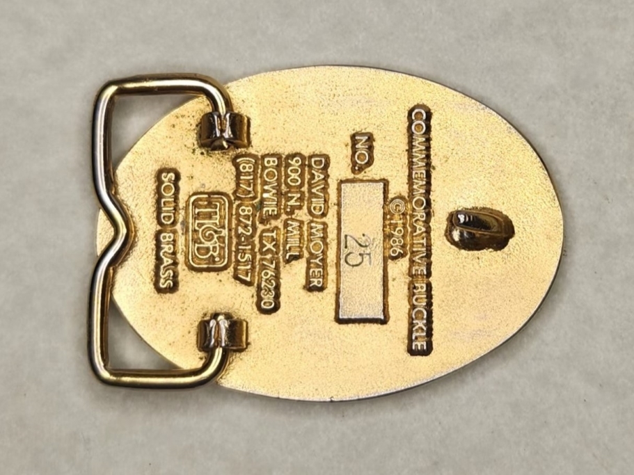 [Buckle Back Pic Missing] (Click here)